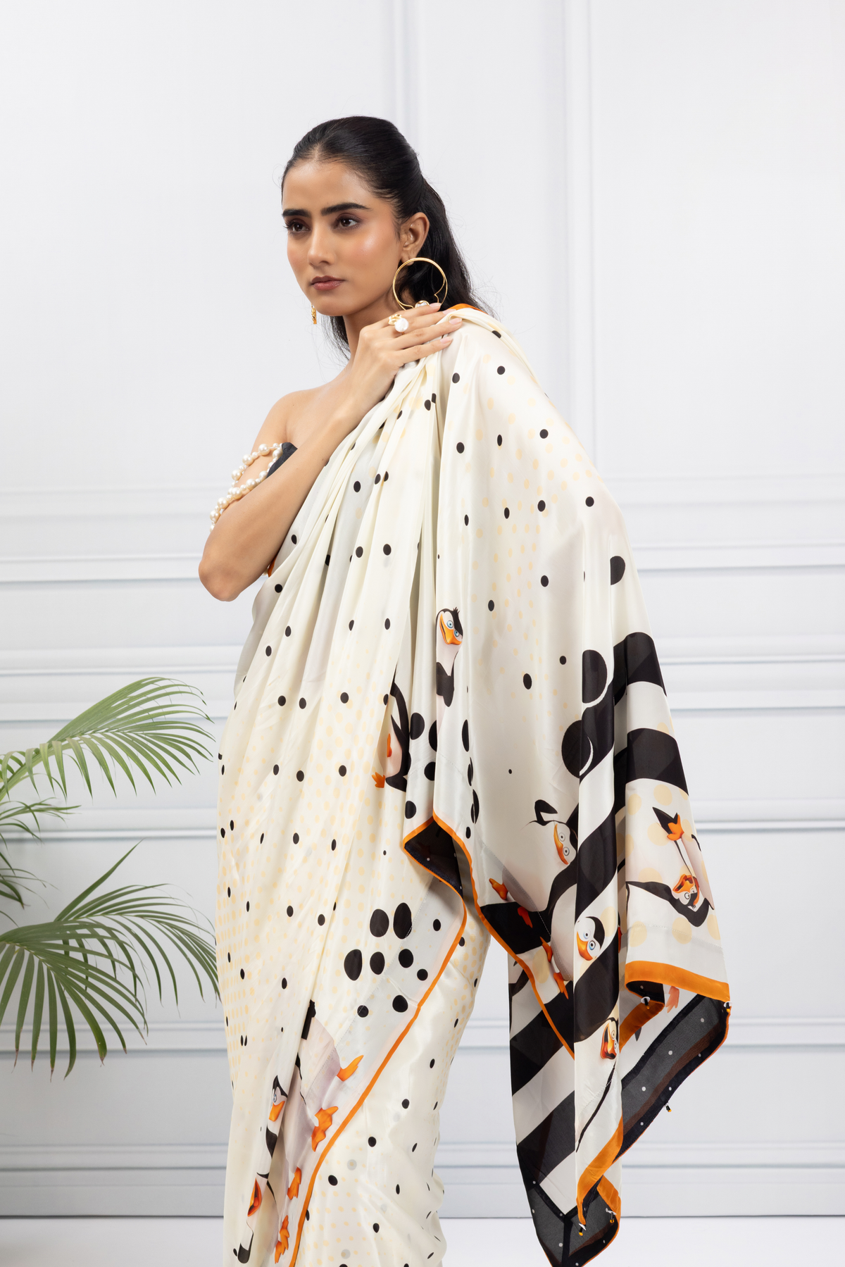 Penguin Polka Dots Saree