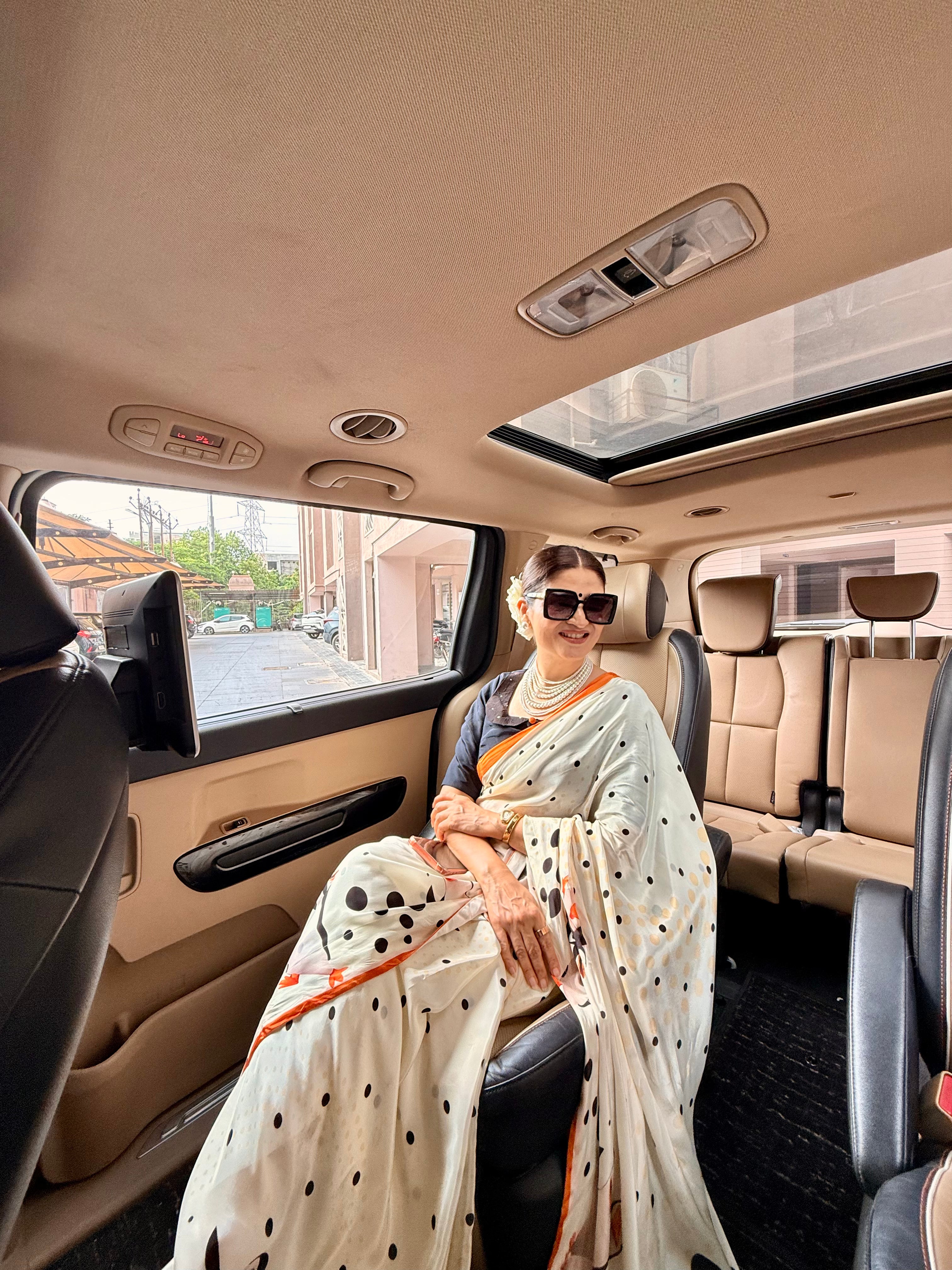 Penguin Polka Dots Saree