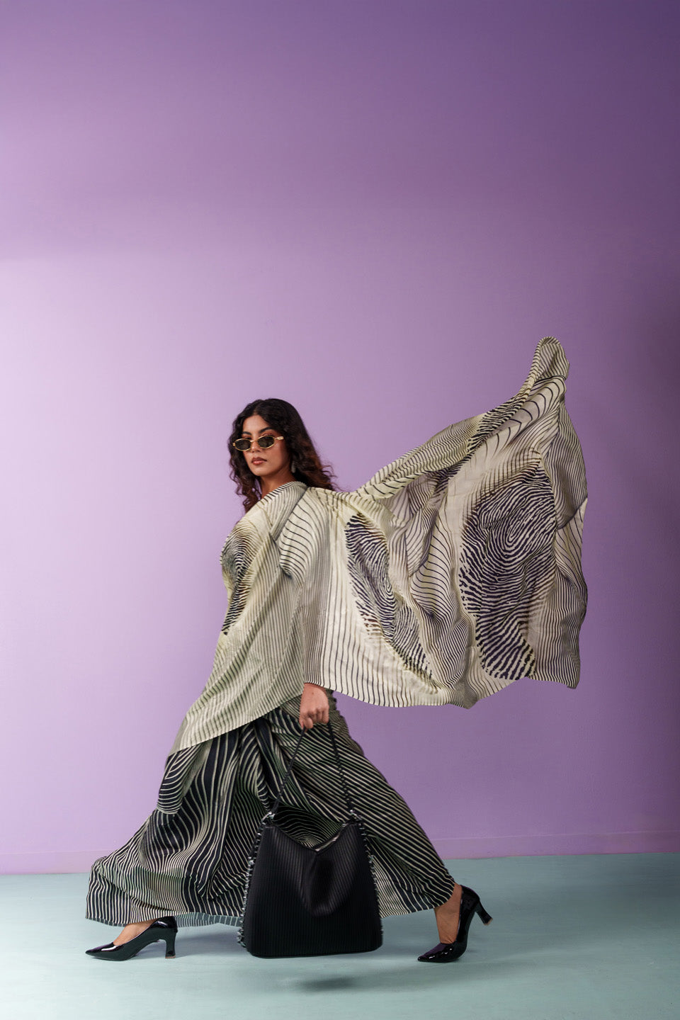 Fingerprint Aura Hypnotic Waves Saree