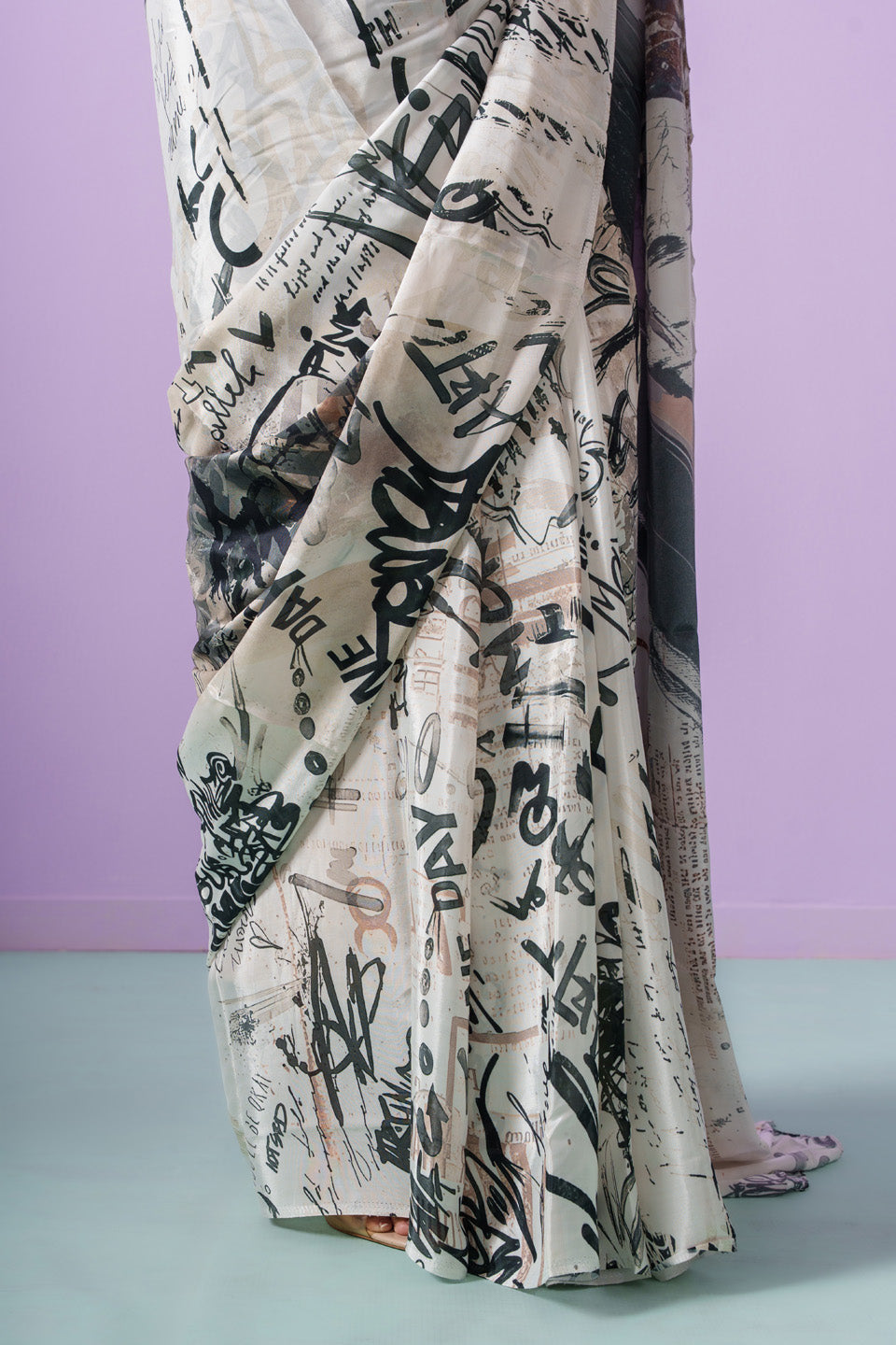 Graffiti Rebellious Elegance Letter Saree