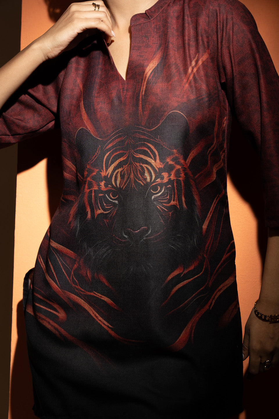 Fire Face Bolt Tiger