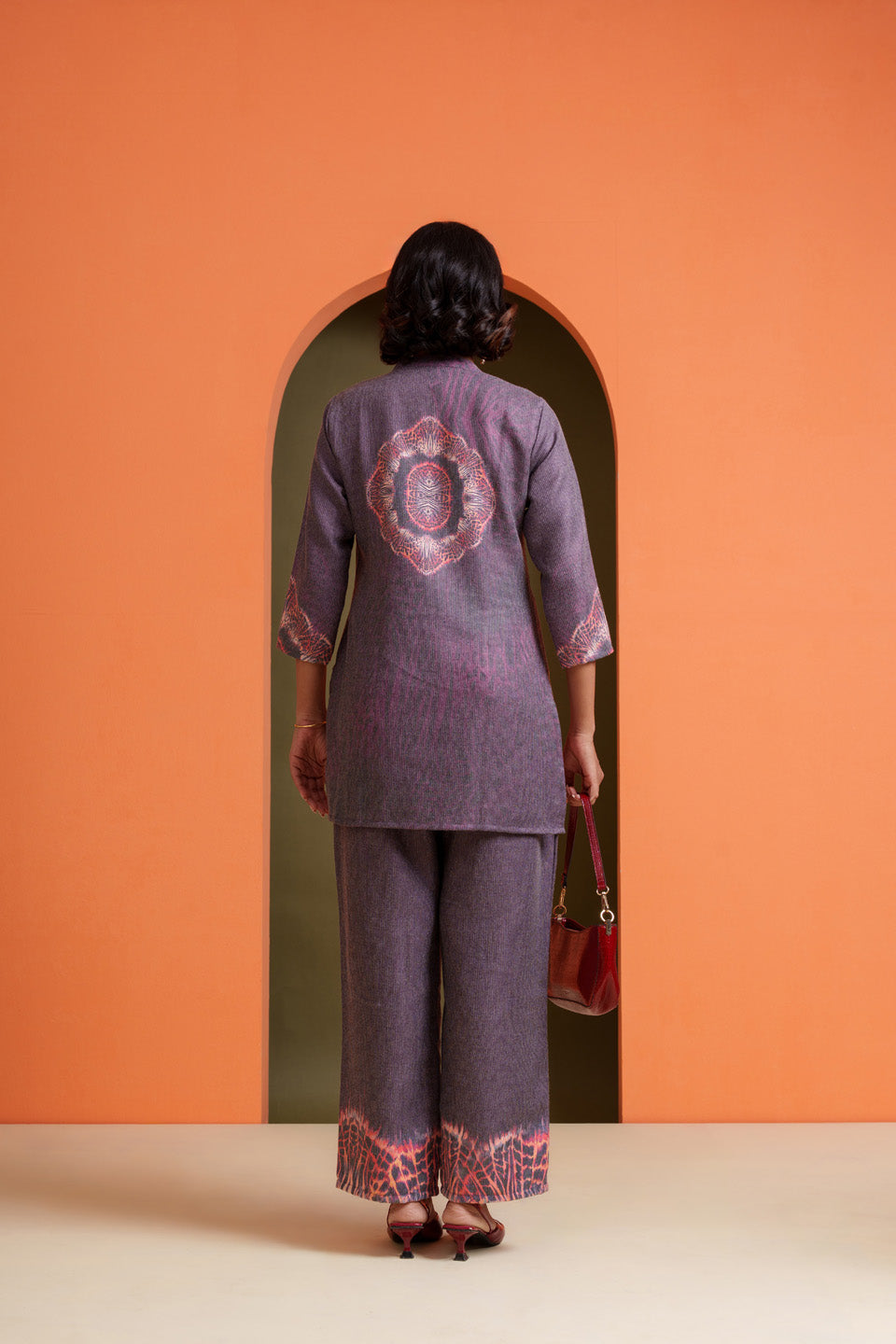 Micro Wine Cheetah Skin Glitch